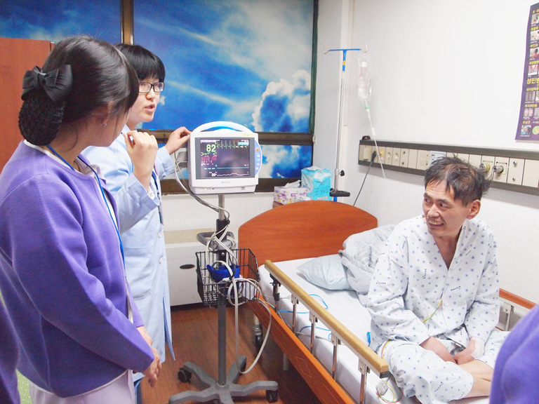 중환자회복실에서