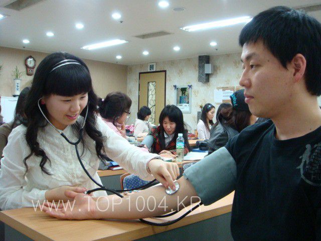 혈압재기 실습중