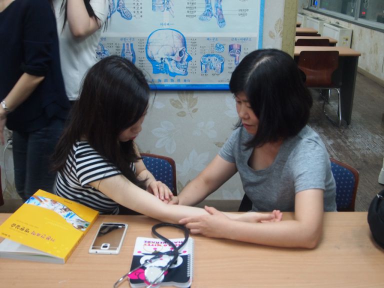 [탑간호학원]38기 야간 맥박실습